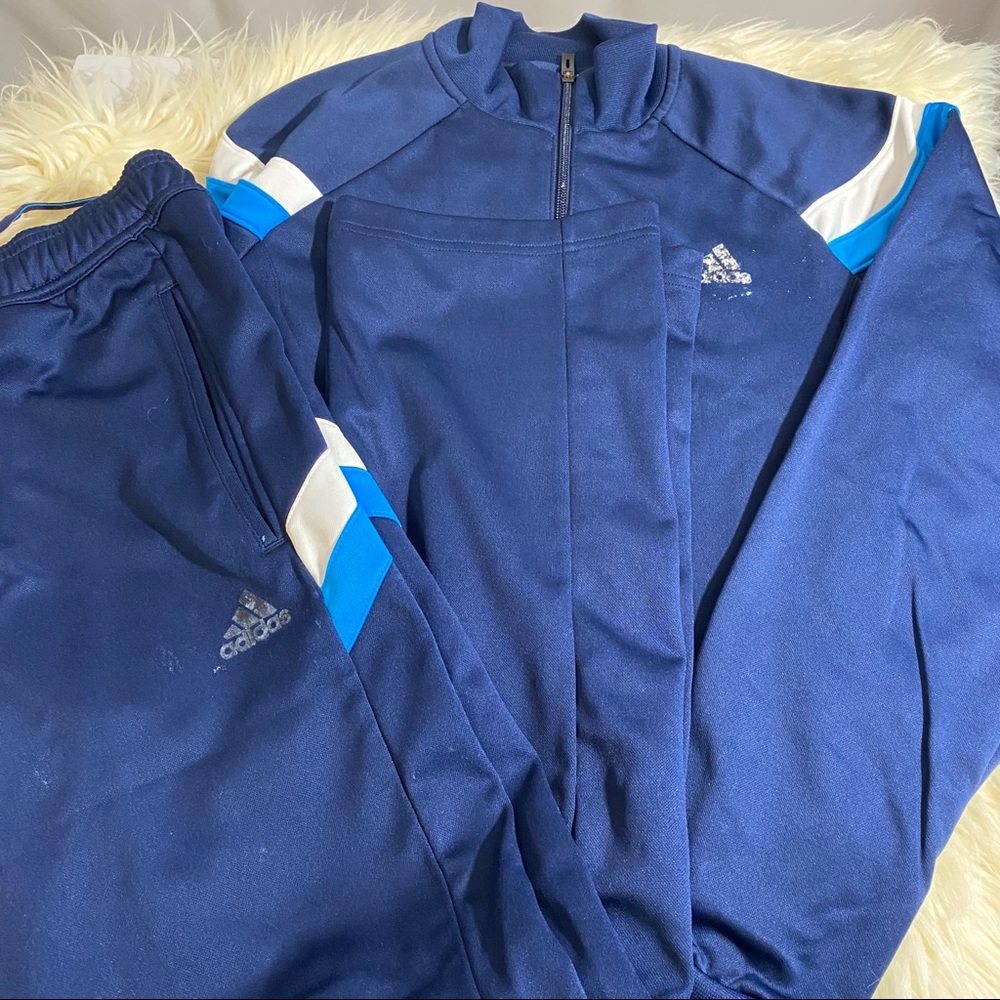 Adidas tennis suit sz small